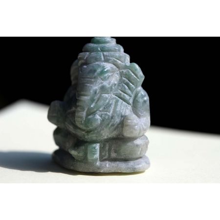 Mini-Birma-Jade-Ganesha-Gravur