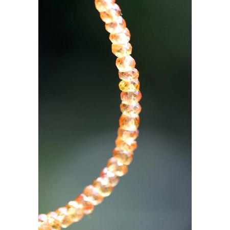 Gelbes Saphir-Energiearmband