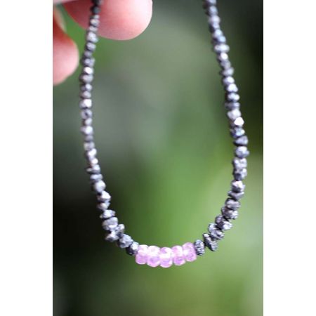 Schwarze Diamanten + Pink Saphire Energiearmband