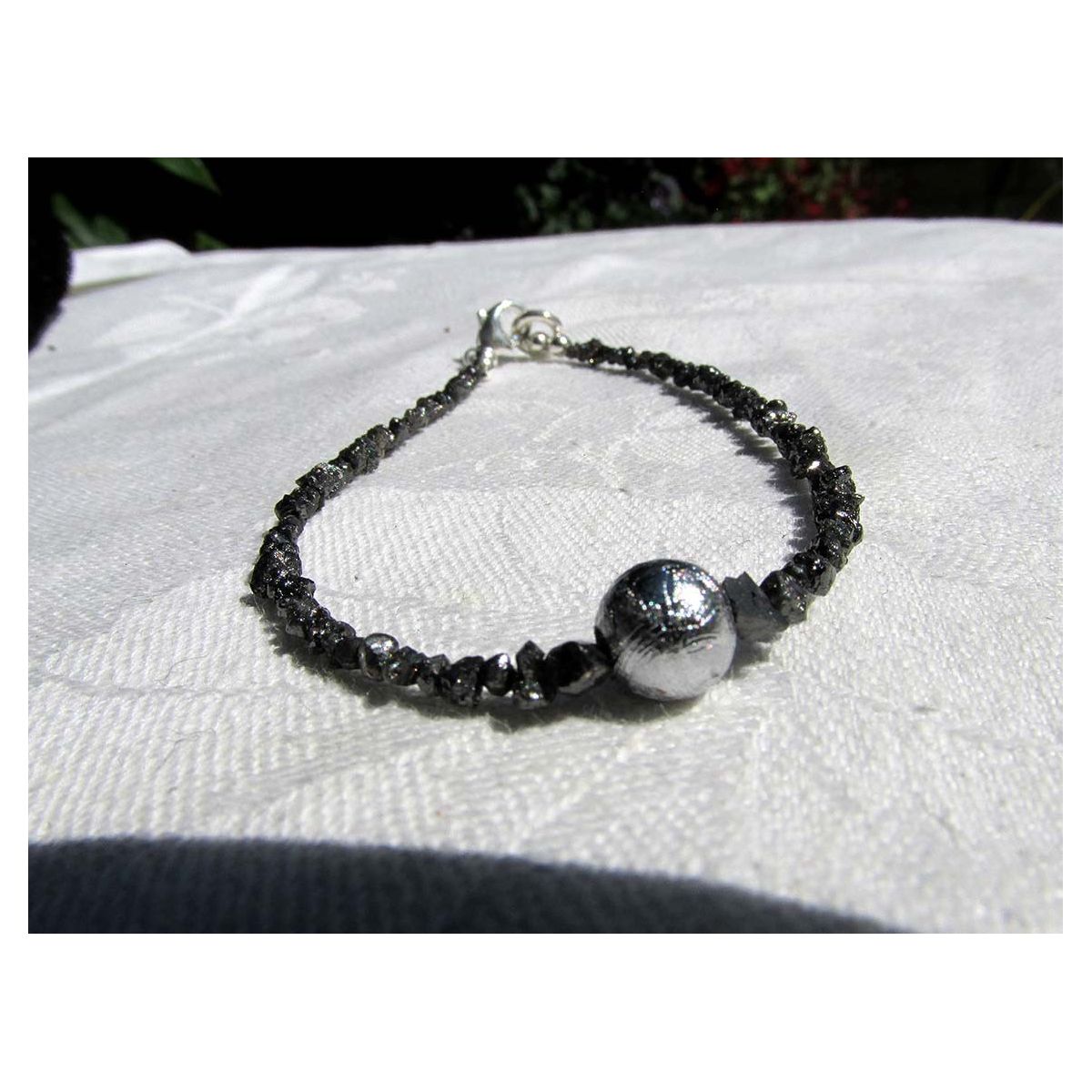 Schwarze Diamanten + Meteoritkugel Energiearmband