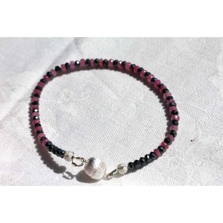 Pink Saphire + schwarze Spinelle Energiearmband