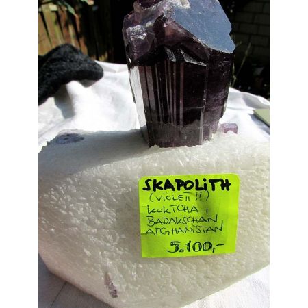 Skapolith-Stufe, violett / Stein der Versöhnung