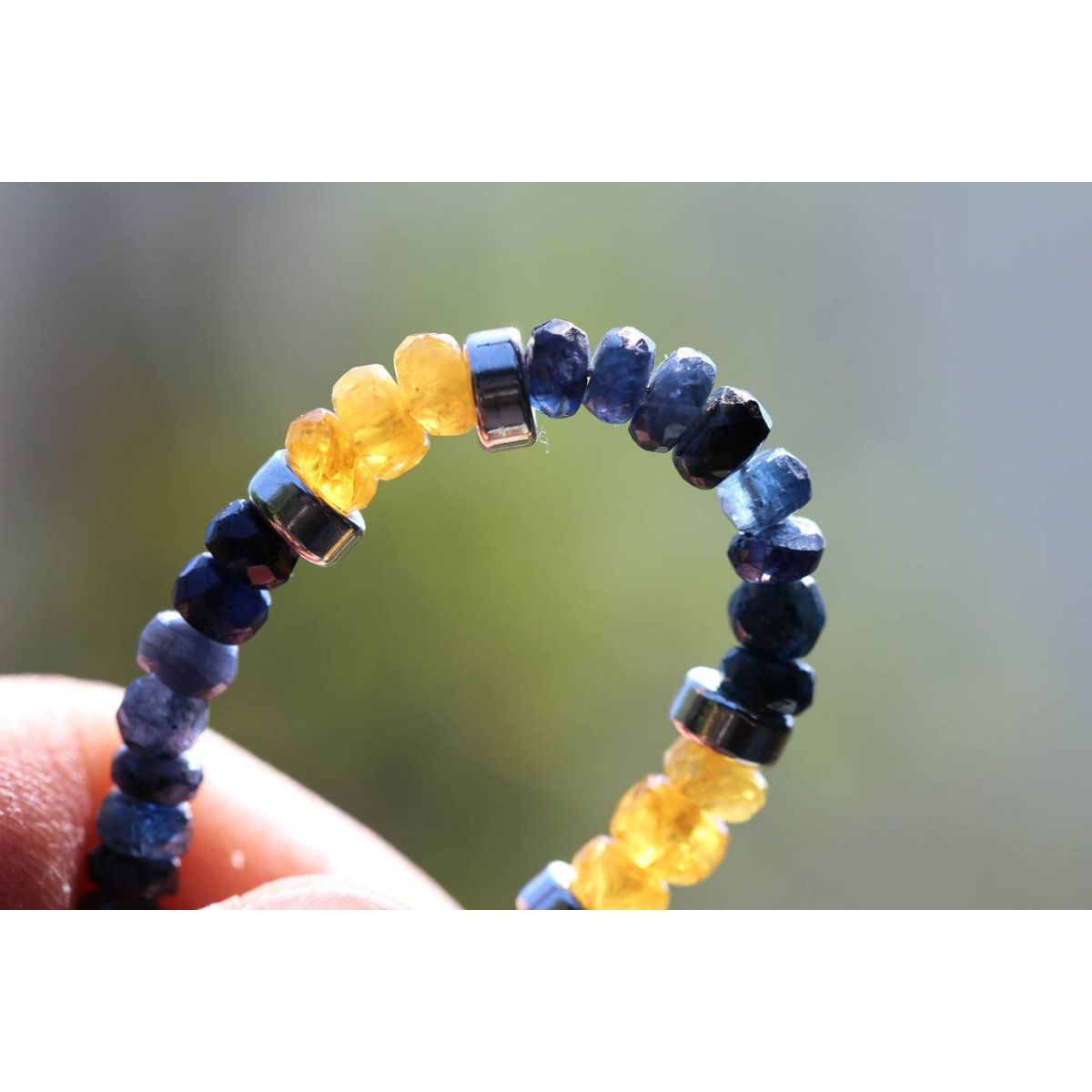 Saphir, gelb + blau - Energiearmband  -Glaube öffnet unsere Herzen-