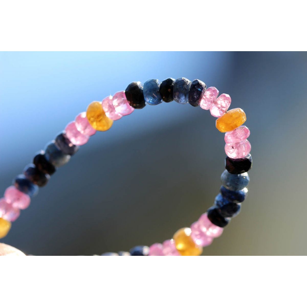 Saphir, gelb + blau - Energiearmband  -Glaube öffnet unsere Herzen-