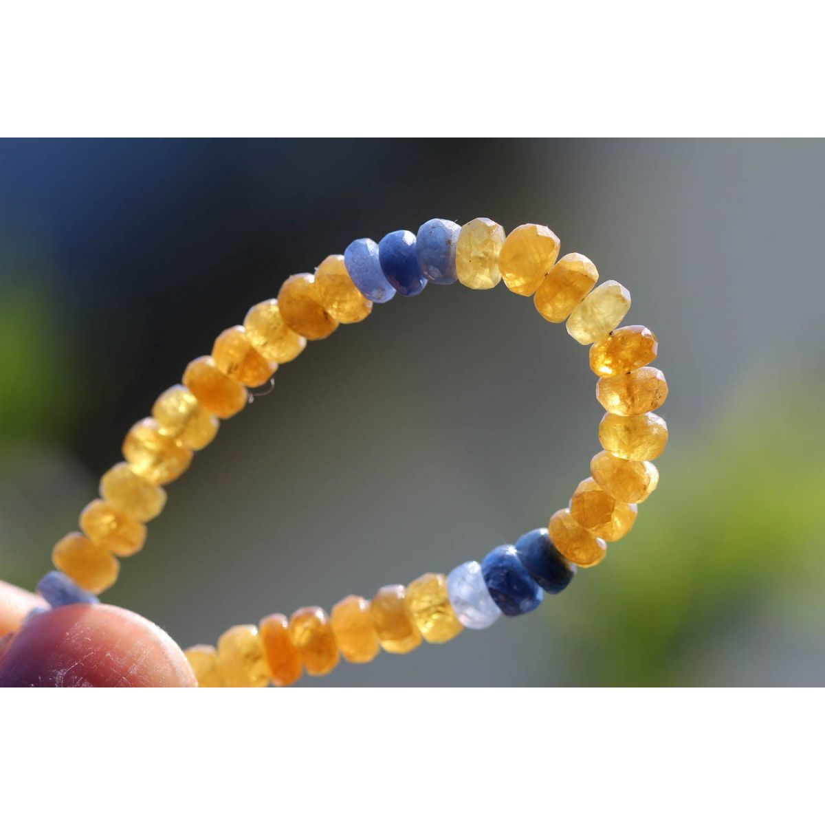 Saphir, gelb + blau + pink - Energiearmband  -Glaube öffnet unsere Herzen-