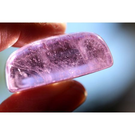 Kunzit - Energie -  Kristall-Cabochon