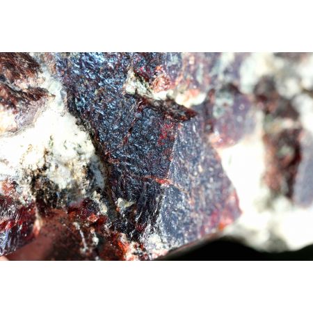 5er Granat-Varietät Almandin-Energiestufe (Verbindung Seele und Geist)