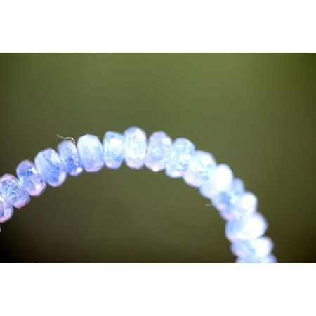 Korund Var.Saphir, blau-Mini-Rondelle, facettiert Energie Armband (Reinheit)