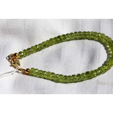 Peridot, hell - Energiearmband (Tor zur Seele/Seelenaufhellung)