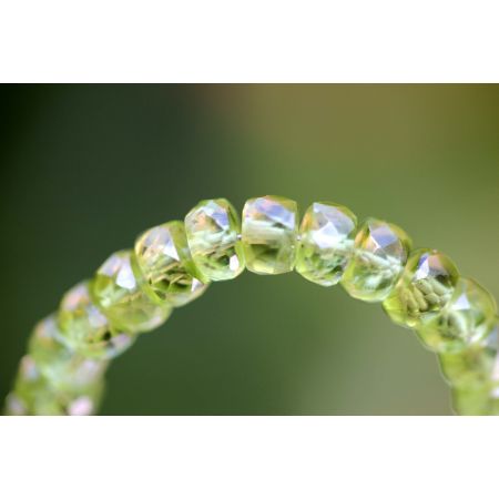 Peridot, hell - Energiearmband (Tor zur Seele/Seelenaufhellung)