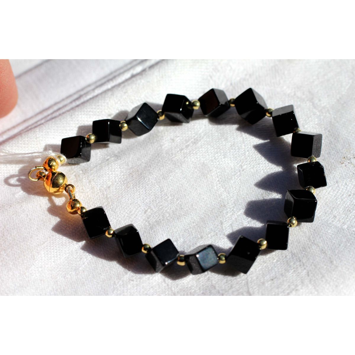 Onyx-Würfel-Energie-Armband (Lebensfreude)