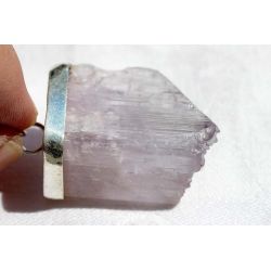 Kunzit natur + Silberkappenöse-Energiekristallanhänger (Erleuchtung / Verbindung Himmel und Erde)