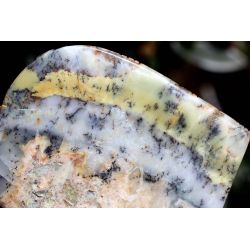 Dendritenopal-Gelber Opal-Energie-Kristall (bringt im Ritual Kontakt zum Ältestenrat) selten