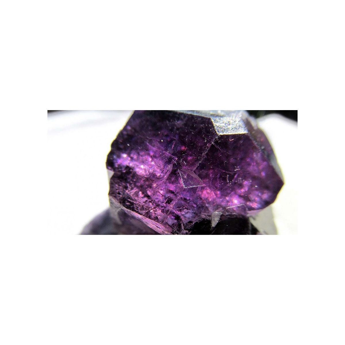 Skapolith violett (Petschit) | Auswahl an Unikaten im Shop kaufen